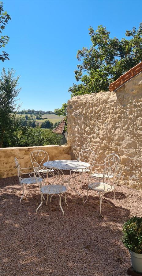Gite L'Annexe Du Prieure Besson Bagian luar foto