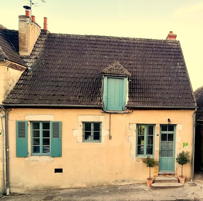 Gite L'Annexe Du Prieure Besson Bagian luar foto